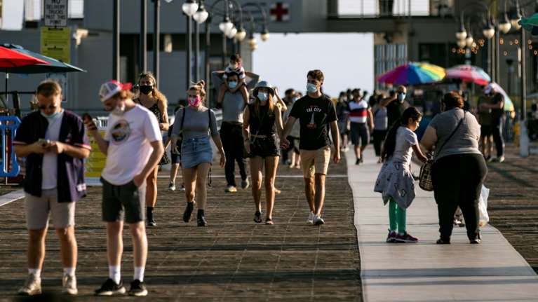 Δραματική πρόβλεψη: Οι νεκροί από κορονοϊό θα φθάσουν σύντομα τους 300.000 στις ΗΠΑ
