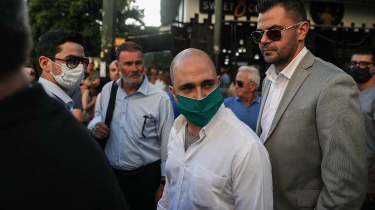 Σάλος στο Τwitter με Μπογδάνο και το δημοσίευμα με λίστα ονομάτων από νήπια μεταναστών - Αγρια κόντρα με Χατζηστεφάνου