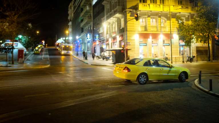 Στις 7 η απαγόρευση κυκλοφορίας τα Σ/Κ σε Αθήνα και Θεσσαλονίκη - Όλες οι αλλαγές για την υπόλοιπη χώρα