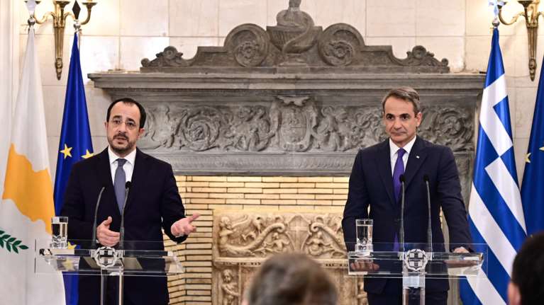 Μητσοτάκης σε Χριστοδουλίδη: Εθνική προτεραιότητα το Κυπριακό – Πυλώνες ασφαλείας Ελλάδα και Κύπρος στην ανατ. Μεσόγειο