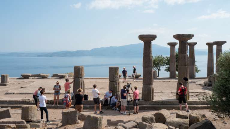 Ταξίδι στην Ελλάδα: Δείτε τα απίθανα μέρη που γυρίστηκε η ξένη παραγωγή [εικόνες]