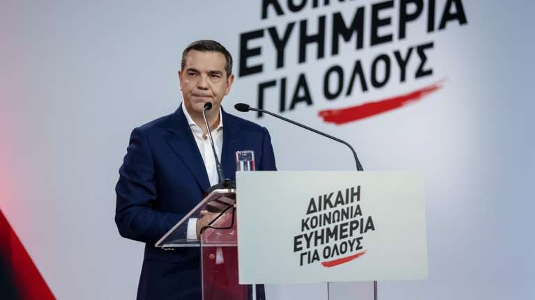 Επικοινωνία Τσίπρα με Σαρμά για το ναυάγιο στην Πύλο: Τραγωδία που αποτυπώνει την απελπισία όσων αναζητούν άσυλο στην Ευρώπη