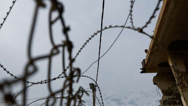 Αντίστροφη μέτρηση: 13 Ισραηλινοί όμηροι και 39 Παλαιστίνιοι κρατούμενοι αφήνονται σήμερα ελεύθεροι