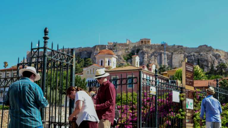 Μέτρα τέλος: Βγάζουμε τις μάσκες από 1η Ιουνίου - Πού παραμένει υποχρεωτική η χρήση τους