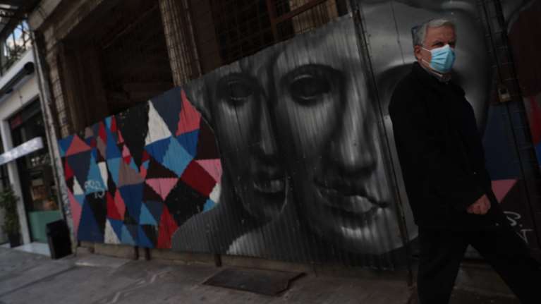 Κορονοϊός: 1.383 κρούσματα στην Αττική και 475 στη Θεσσαλονίκη - &quot;Βράζει&quot; το κέντρο της Αθήνας