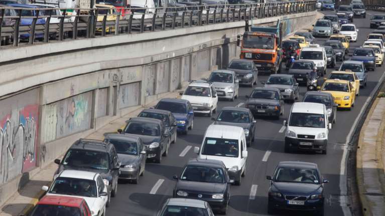 Μεγάλη κίνηση στον Κηφισό: Σημειωτόν κινούνται τα οχήματα