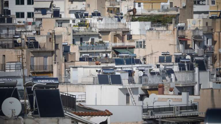 ΑΑΔΕ: Βραχυχρόνιες μισθώσεις – Διευκρινίσεις για διακοπή ΑΜΑ και εγγραφή νέων ακινήτων