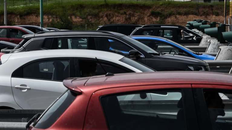 Τέλη κυκλοφορίας 2023: Έως την Παρασκευή τα ειδοποιητήρια στην πλατφόρμα myCar- Πόσα θα πληρώσουμε