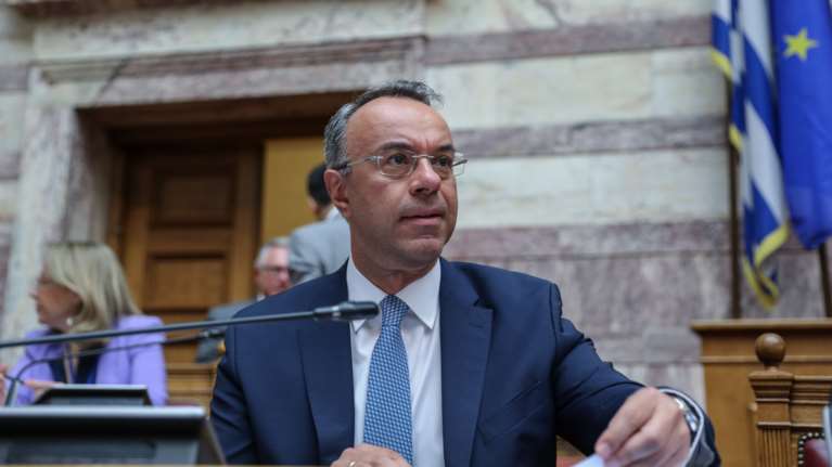 Σταϊκούρας: Πόσο κοστίζει στην οικονομία το καθολικό lockdown για διάστημα ενός μήνα