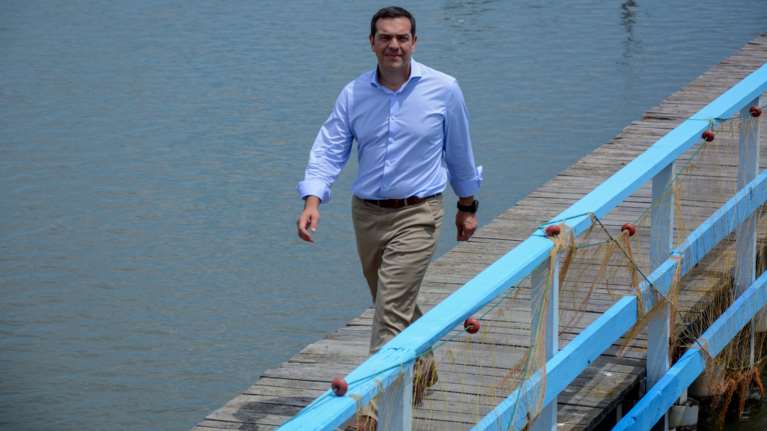 Τσίπρας από Μεσολόγγι: Η ΝΔ κατασκευάζει σκάνδαλα για να κρύψει τα δικά της