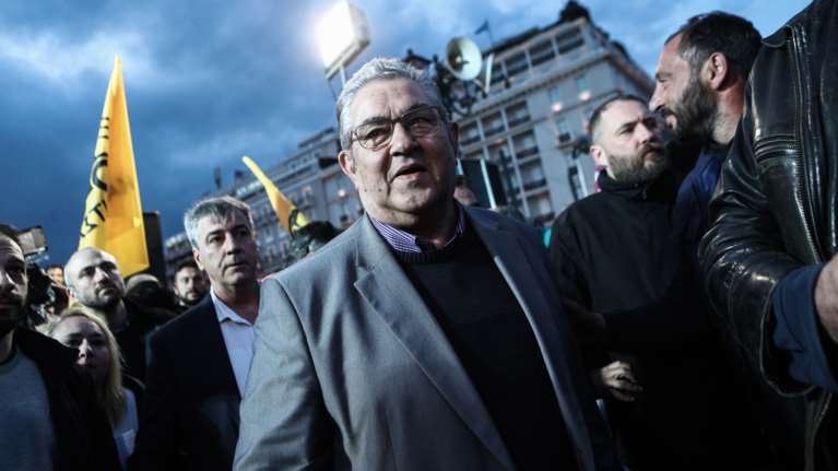 Με τους αγρότες στο Σύνταγμα ο Κουτσούμπας: Ο αγώνας είναι δίκαιος - Η κυβέρνηση Μητσοτάκη να σταματήσει την κοροϊδία