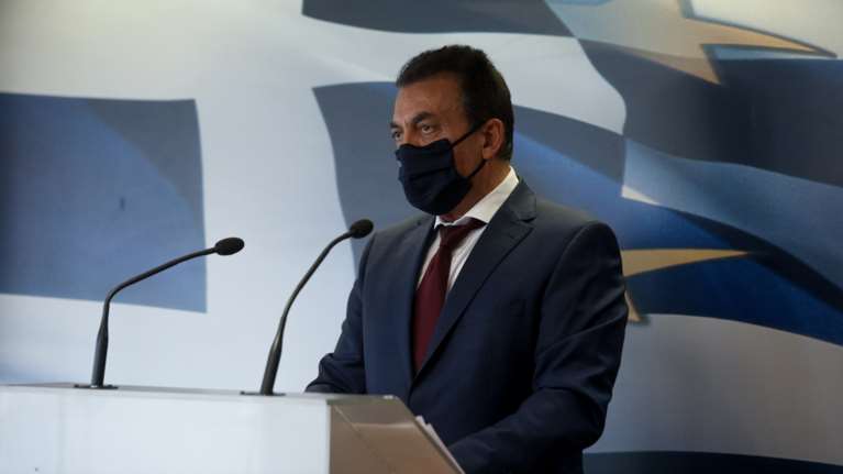 Δώρο Χριστουγέννων: Πότε καταβάλλεται - Τι θα γίνει με όσους είναι σε αναστολή - Δηλώσεις Βρούτση