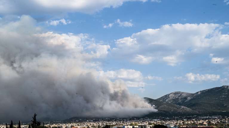 Πυρκαγιές: Σκεπασμένη με καπνούς η Ελλάδα - Συγκλονιστική εικόνα από τον Διεθνή Διαστημικό Σταθμό