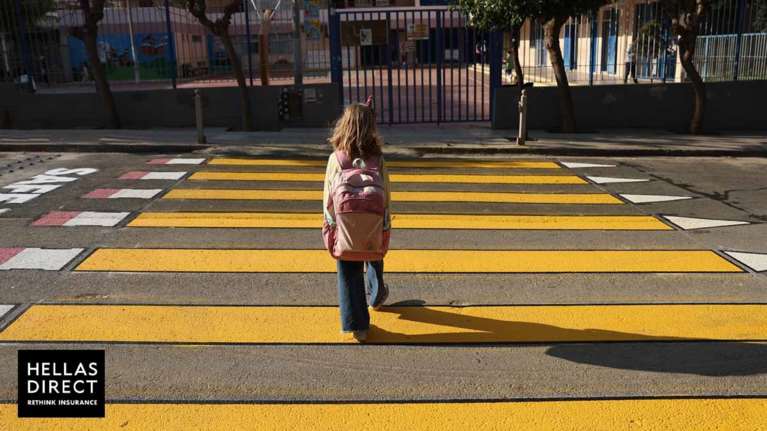 Η Hellas Direct ρίχνει χρώμα στην Black Friday και γιορτάζει τη #safefriday