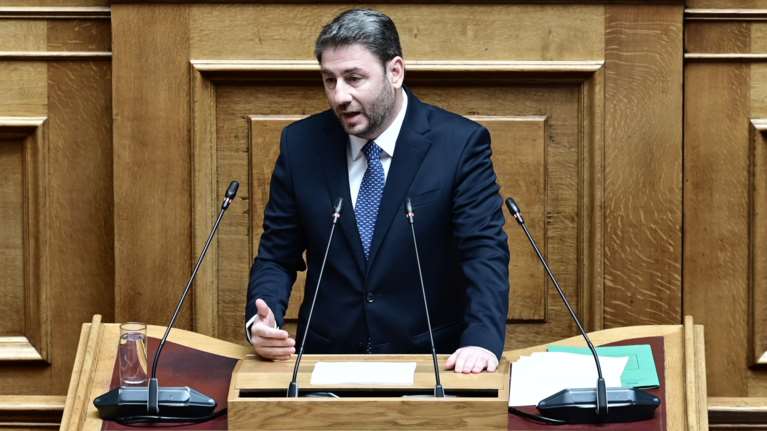 Ανδρουλάκης σε Χατζηδάκη για υποκλοπές: Θα ζητήσετε γονυπετής "συγγνώμη" από τον Δημητριάδη;