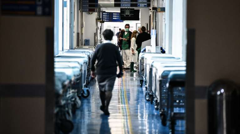 Θρήνος στα Χανιά: Έχασε τη μάχη ο 23χρονος που είχε τραυματιστεί σε τροχαίο