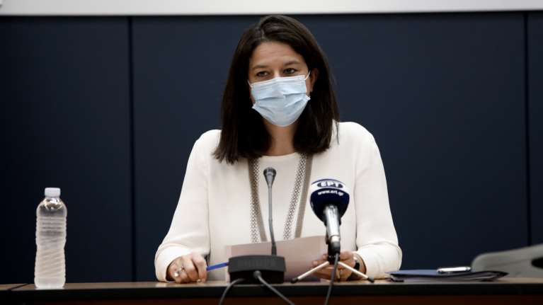 Μπράβο στην Κεραμέως: &quot;Ναι&quot; στη μετονομασία του Λυκείου Νάξου σε &quot;Μανώλης Γλέζος&quot;