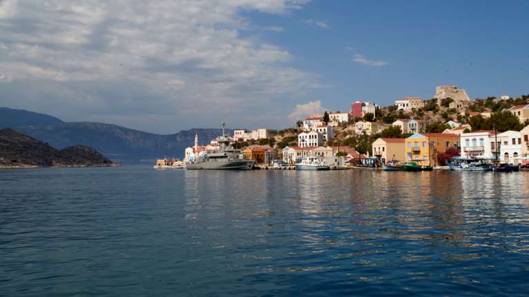 La Repubblica: H Ελλάδα θα εμβολιάσει τους κατοίκους των μικρών νησιών μέχρι τέλη Απριλίου - Παράδεισοι χωρίς κορονοϊό