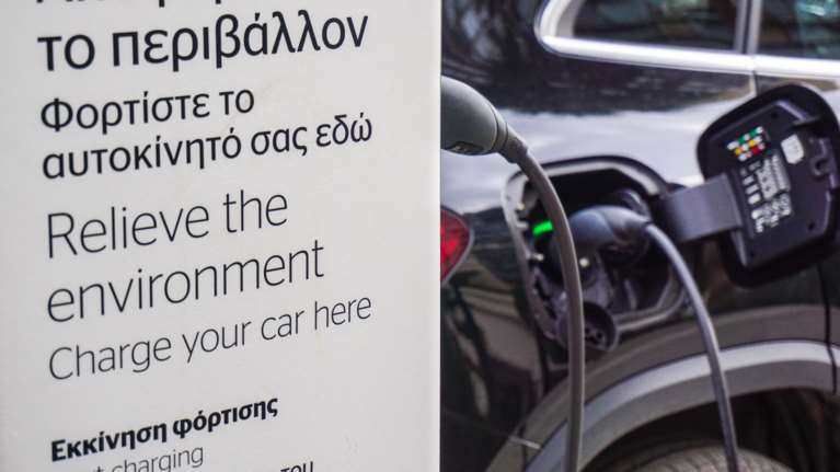 Κινούμαι Ηλεκτρικά ΙΙ: Νέες αιτήσεις από σήμερα -  Έμειναν αδιάθετα κονδύλια 6,4 εκατ. ευρώ