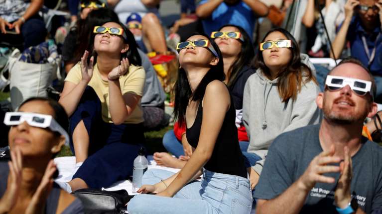 Σεισμός πριν από την έκλειψη Ηλίου; Ορισμένοι Αμερικανοί τον θεωρούν κακό οιωνό