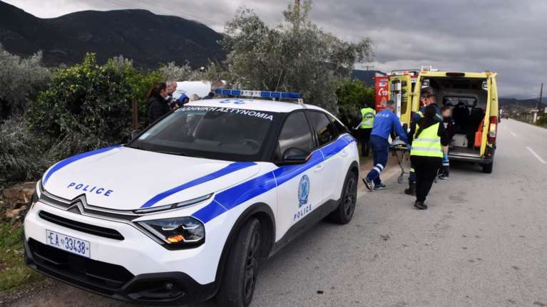 Ασπρόπυργος: Στη ΜΕΘ 15χρονος, δίνει μάχη για τη ζωή του - &quot;Τον πυροβόλησαν και τον πέταξαν στον δρόμο&quot; λέει η οικογένειά του