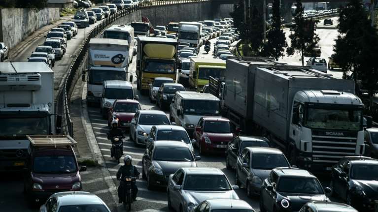 Έμφραγμα στον Κηφισό: Μεγάλο μποτιλιάρισμα λόγω καραμπόλας - Δείτε live την κίνηση