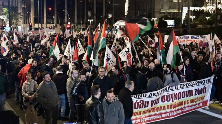 Κυκλοφοριακές ρυθμίσεις στο Σύνταγμα: Συλλαλητήριο κατά του προϋπολογισμού - Μποτιλιαρισμένοι δρόμοι