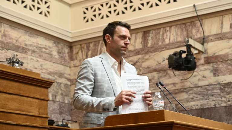 Ο Κασσελάκης ζητά εξηγήσεις από τον Μητσοτάκη για το χτύπημα δίπλα στη μονή του Αγίου Πορφυρίου στη Γάζα