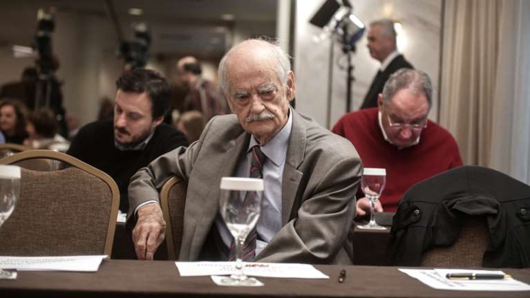 Στήριξη Κακλαμάνη σε Ανδρουλάκη: Ματαιοπονούν όσοι απεργάζονται σχέδια υπονόμευσης - Η ενότητα του ΠΑΣΟΚ είναι αρραγής