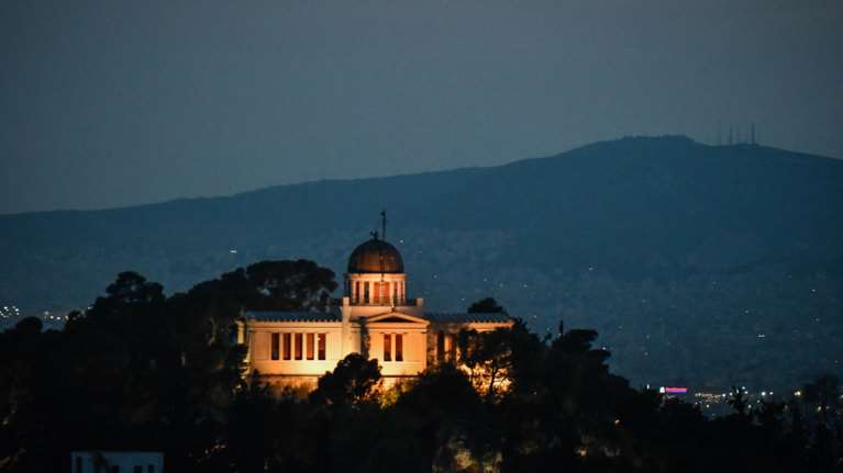 &quot;Όχι&quot; Αστεροσκοπείου σε ένταξη στην Πολιτική Προστασία: Ζητά συνάντηση με τον πρωθυπουργό και &quot;κατεβάζει&quot; αντιπρόταση