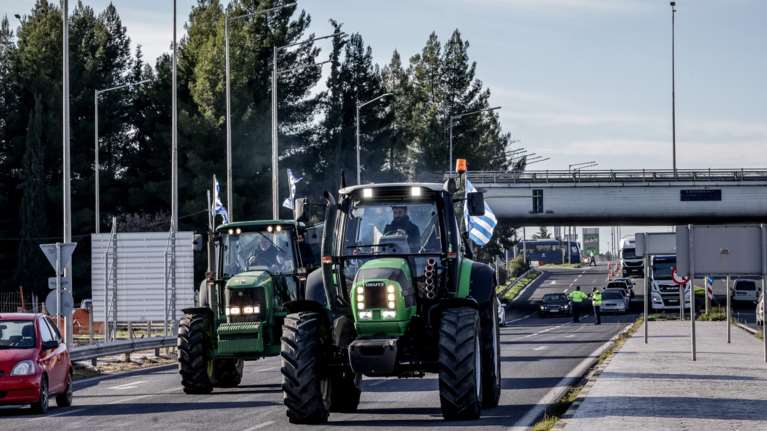 Νέα συνάντηση της κυβέρνησης με αγρότες σήμερα -Κάθοδο στην Αθήνα προτείνουν οι σκληροί του μπλόκου της Νίκαιας