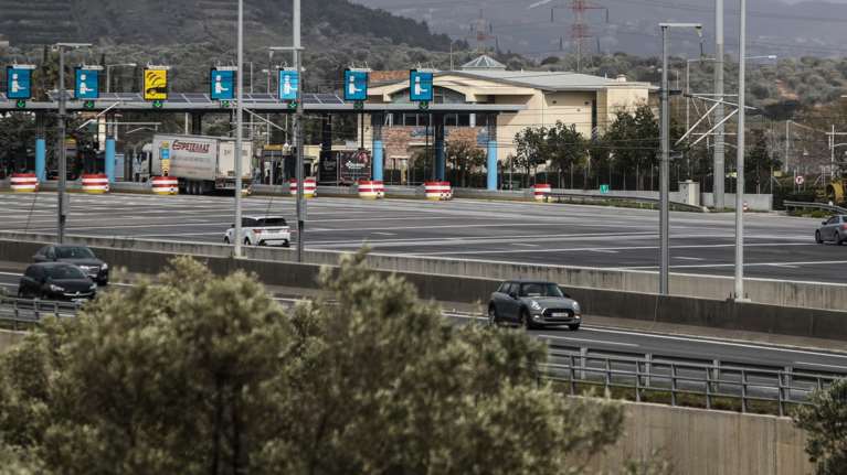 Στο ΣτΕ η μάχη για την Αττική Οδό - Προσφυγή κατά του διαγωνισμού για την παραχώρηση στη ΓΕΚ ΤΕΡΝΑ για 25 χρόνια