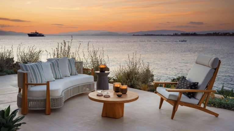 Η λαμπερή άφιξη του One&amp;Only Aesthesis στην καρδιά της Αθηναϊκής Ριβιέρας