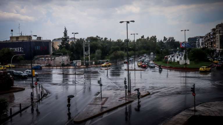 Τριήμερο Αγίου Πνεύματος: Πρόγνωση καιρού από τον Μαρουσάκη - Ήλιος και καταιγίδες εναλλάξ