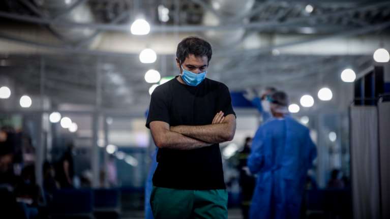 Κορονοϊός: "Στο κόκκινο" Αττική και Θεσσαλονίκη με 42 νέα κρούσματα - Αναλυτικά ο χάρτης της διασποράς