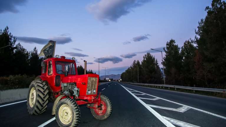 Με τα τρακτέρ τους οι αγρότες στο συλλαλητήριο της Τρίτης - Οι όροι για την &quot;απόβαση&quot; στην Αθήνα