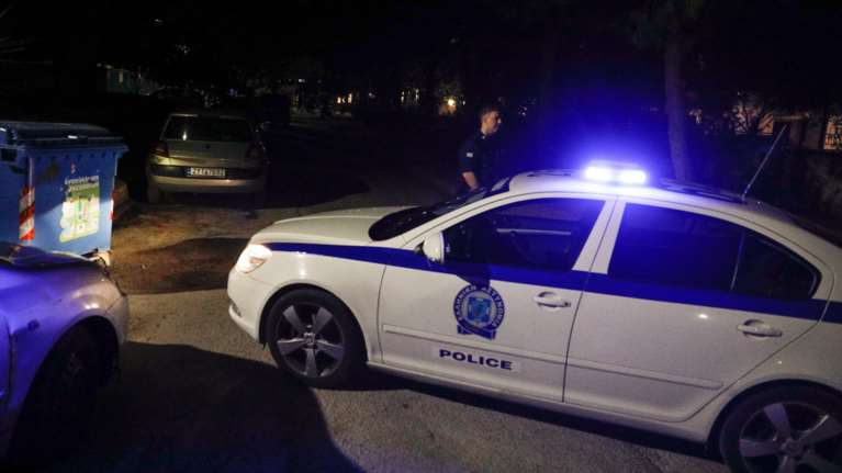 Θεσσαλονίκη: Τον κράτησαν όμηρο για τρεις ημέρες και τον βασάνισαν πριν τον ληστέψουν