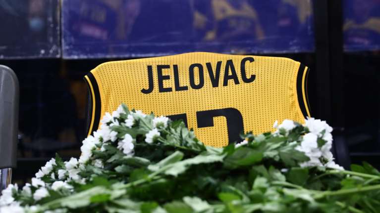 Στη μνήμη του Γέλοβατς ο αγώνας ΑΕΚ-Ιωνικός: Στο &quot;Χαμόγελο του Παιδιού&quot; το 20% των εσόδων