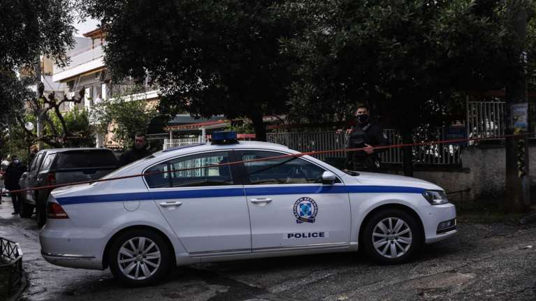 Περιστέρι: Προσπάθησε να πνίξει την 22χρονη, επειδή του είπε να χωρίσουν - Τον είχε γνωρίσει μέσω instagram