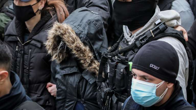 Πάτρα: Αυτά είναι τα παραπλανητικά μηνύματα που έστελνε η Ρούλα Πισπιρίγκου στους γιατρούς