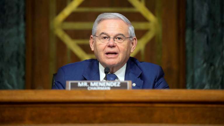 Μήνυμα Μενέντεζ για την 25η Μαρτίου: ΗΠΑ-Ελλάδα προωθούν την ειρήνη και τη σταθερότητα σε Αν. Μεσόγειο και Βαλκάνια