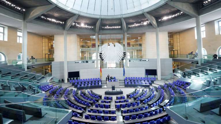 Γερμανία: Ξήλωσαν τον επικεφαλής της Υπηρεσίας για την Ασφάλεια στην Πληροφορική - Είχε επαφές με Ρώσους πράκτορες