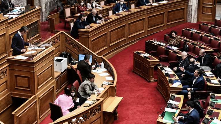 "Πέρασε" το νομοσχέδιο για την ΕΥΠ - Παύονται οι υποδιοικητές, αναλαμβάνει ο Δεμίρης μέχρι να οριστούν νέοι