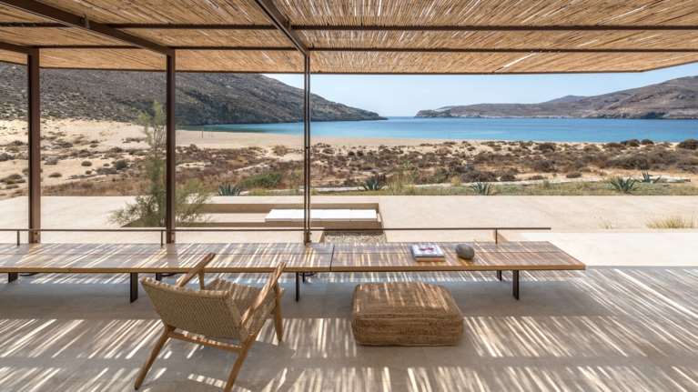 Τρεις εξοχικές κατοικίες σε απόλυτη αρμονία με το αδρό τοπίο της Σερίφου - Εντυπωσιακές εικόνες