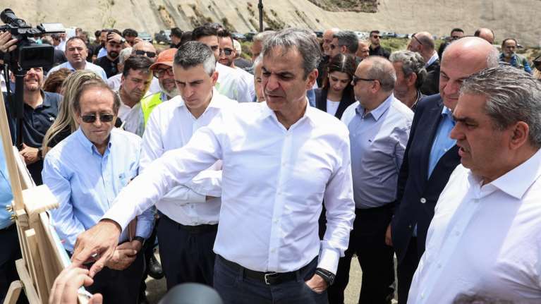 Μητσοτάκης από Κρήτη: Είναι κρίμα ο φορολογούμενος να δαπανά εκατομμύρια και τα έργα να είναι μισοτελειωμένα