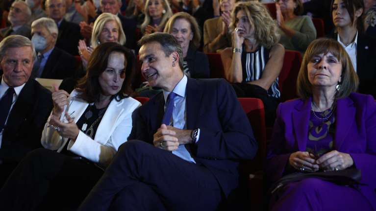 Άννα Διαμαντοπούλου: Ξεκαθάρισε ότι δεν επιστρέφει στην πολιτική με ένα... τραγούδι [βίντεο]