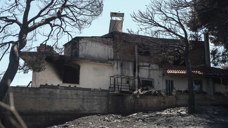 Άνοιξε η πλατφόρμα για τους πυρόπληκτους σε Βρίσα, Μέγαρα και Κρέστανα - Παρατείνεται για την Πεντέλη