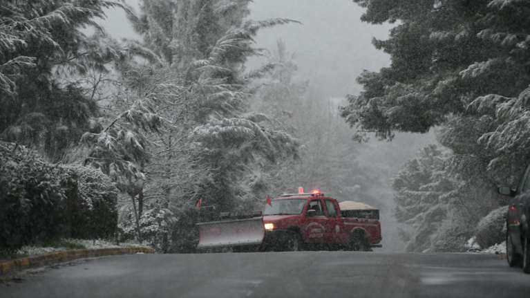 &quot;Μήδεια&quot;: Μάχη για να κρατηθούν ανοιχτοί οι δρόμοι και να γίνουν οι εμβολιασμοί