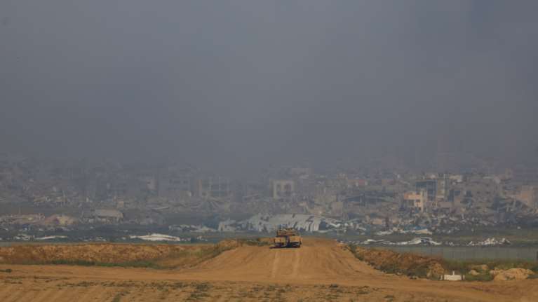 Ο ισραηλινός στρατός αποσύρει στρατεύματα από τη νότια Γάζα - Ελπίδες για εκεχειρία