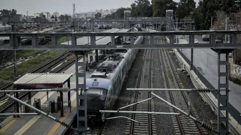 Νέα 48ωρη απεργία σε τρένα και Προαστιακό - Χειρόφρενο και το Σαββατοκύριακο